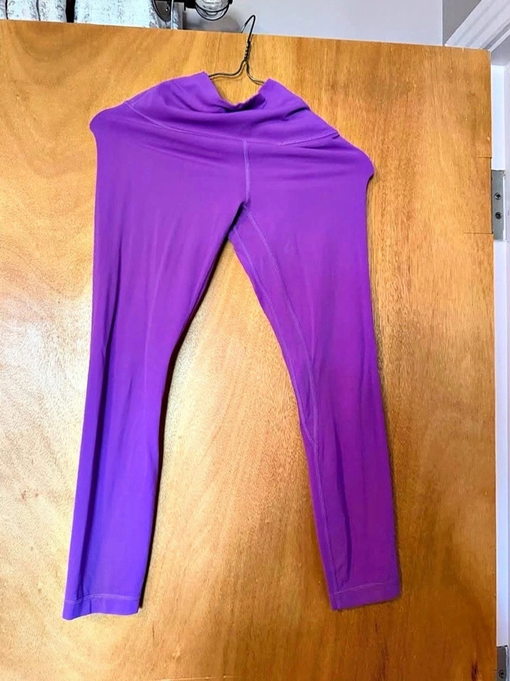 Lululemon Purple High-Rise Yoga Workout Leggings – Size XS